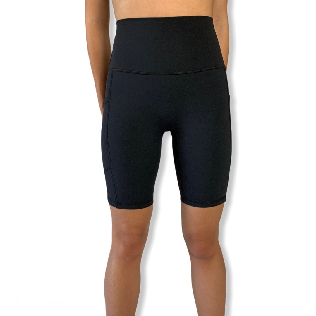High-rise, wide waistband for no muffin top and maximum coverage while bending and stretching biker shorts, ultimate for yoga, workout and casual day out.